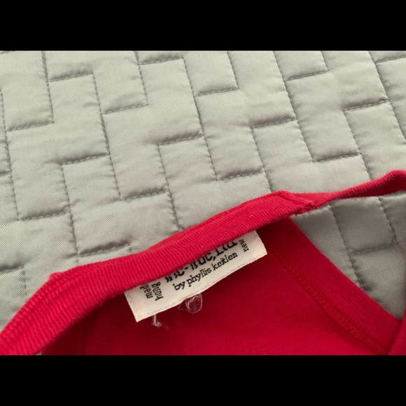 Cut-Out Blouse - Picture 2 of 2